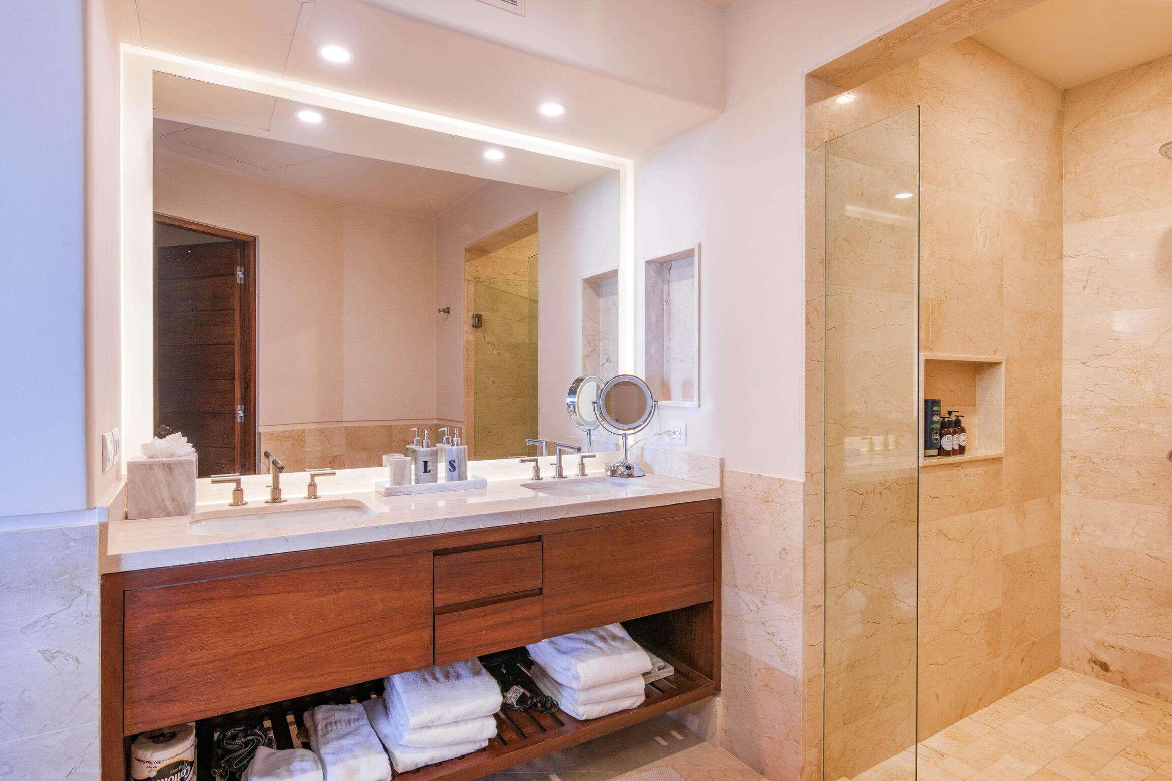 Diamante Cabo San Lucas, Mexico, 3 Bedrooms Bedrooms, ,4 BathroomsBathrooms,Residential,Active,3158