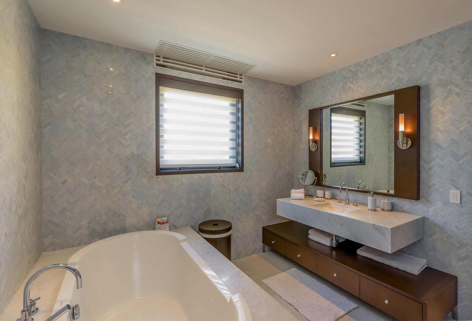 Puerto Los Cabos, Mexico, 7 Bedrooms Bedrooms, ,7 BathroomsBathrooms,Residential,Active,24181