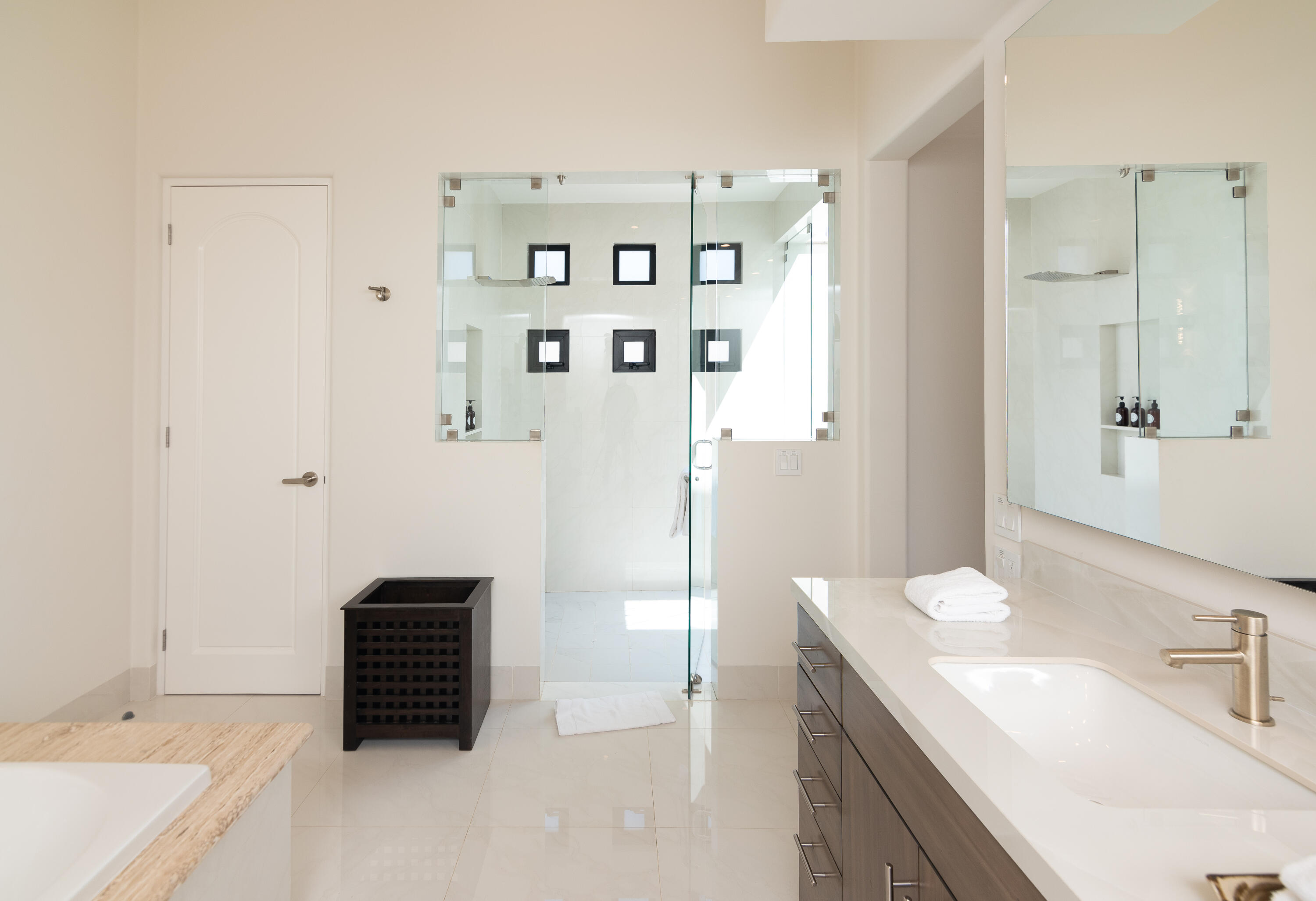 Diamante Cabo San Lucas, Mexico, 5 Bedrooms Bedrooms, ,5 BathroomsBathrooms,Residential,Active,39629