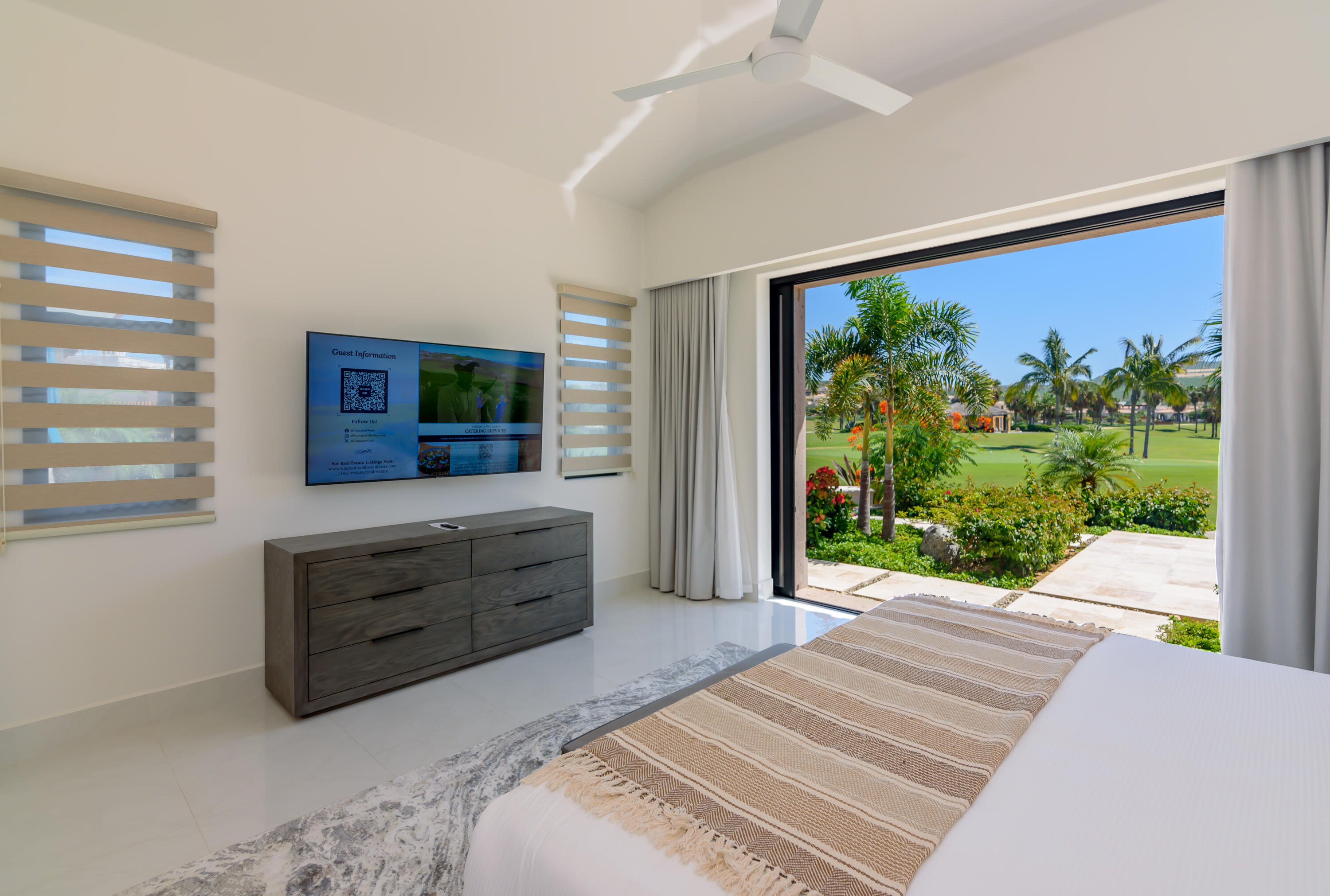 Pacific, Mexico, 5 Bedrooms Bedrooms, ,5 BathroomsBathrooms,Residential,Active,218087