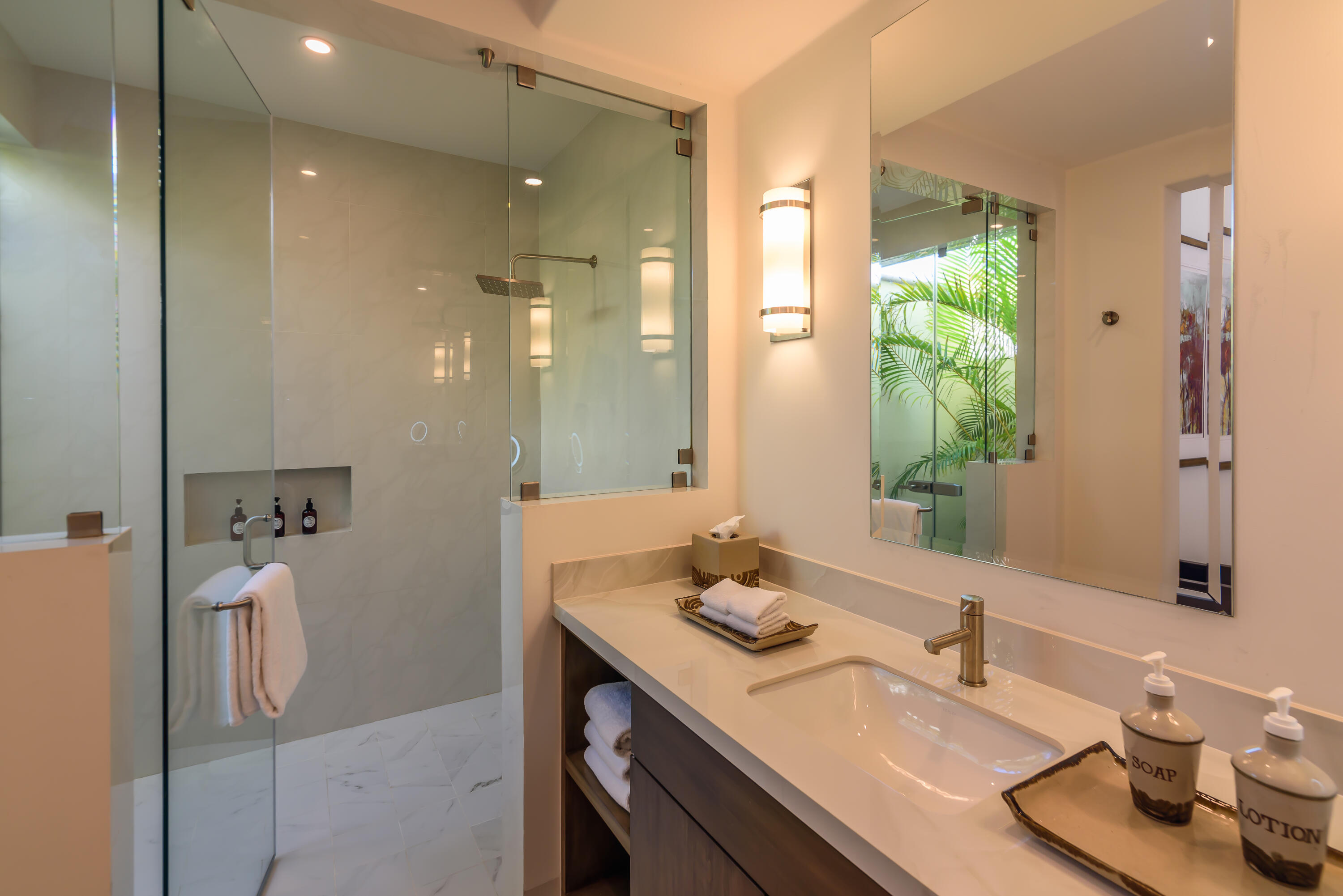 Pacific, Mexico, 5 Bedrooms Bedrooms, ,5 BathroomsBathrooms,Residential,Active,218087