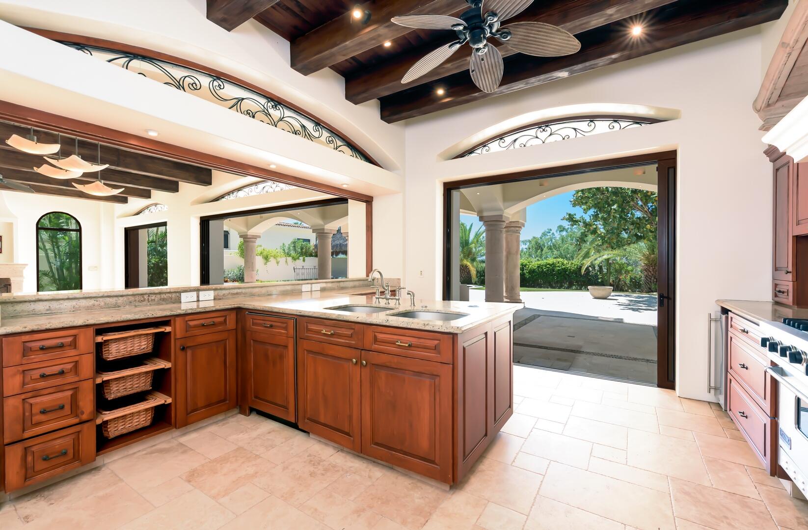 Cabo Corridor, Mexico, 6 Bedrooms Bedrooms, ,6 BathroomsBathrooms,Residential,Active,160256