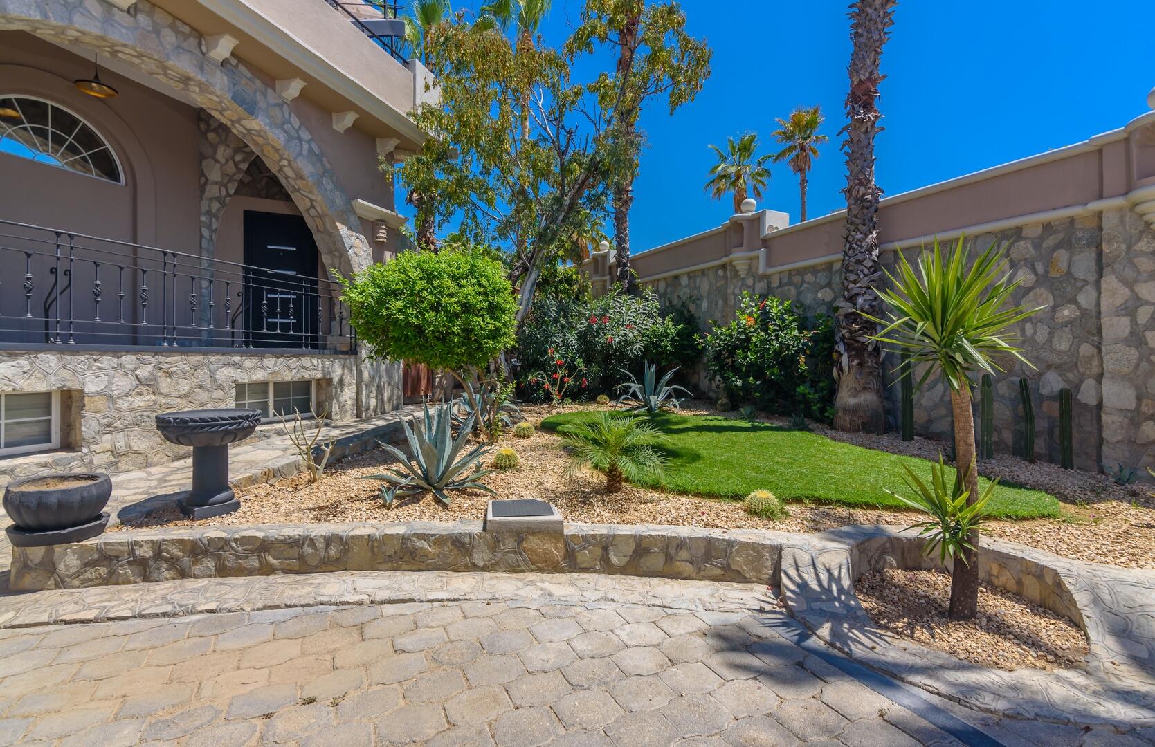 Cabo Bello/Santa Carmela, Mexico, 6 Bedrooms Bedrooms, ,6 BathroomsBathrooms,Residential,Active,57250