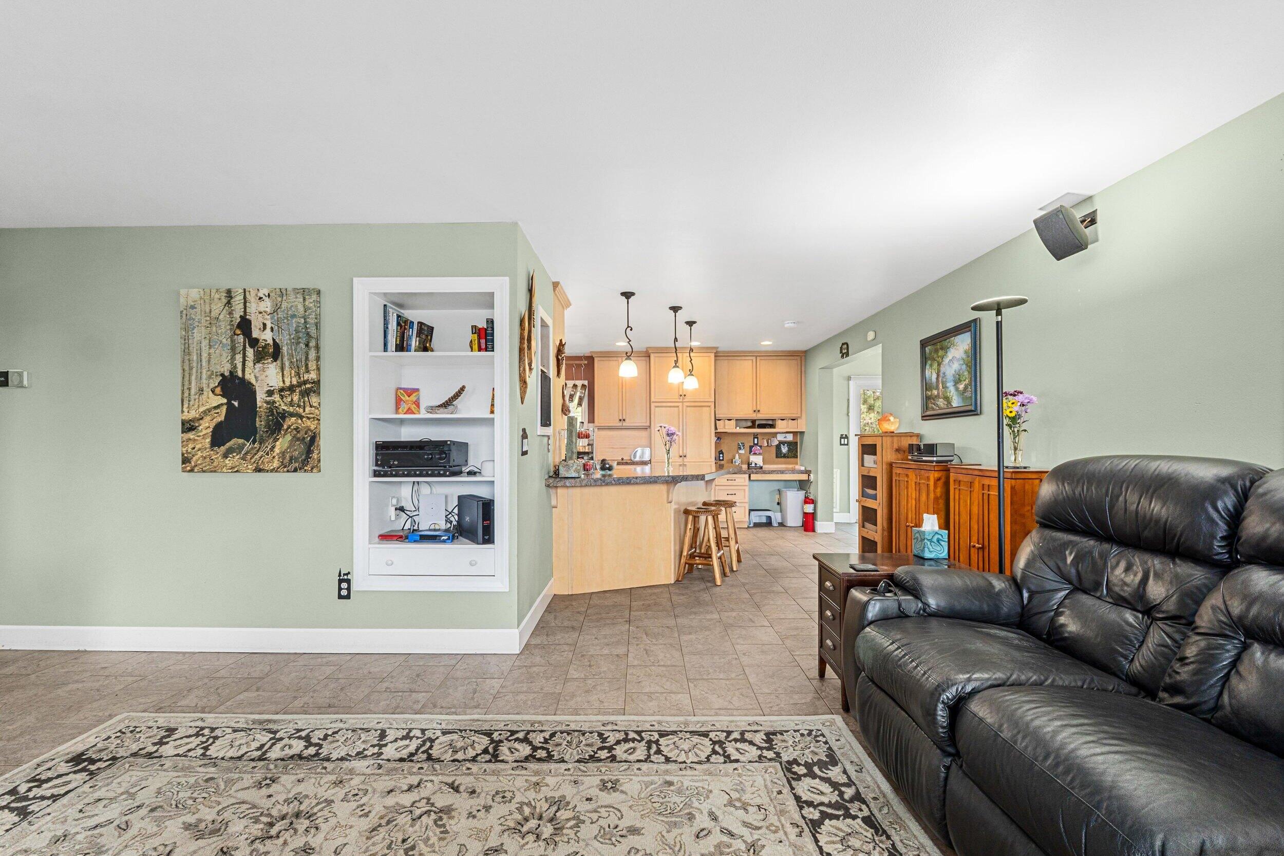 Colville, Washington, 99114, United States, 3 Bedrooms Bedrooms, ,2 BathroomsBathrooms,Residential,Active,2037574