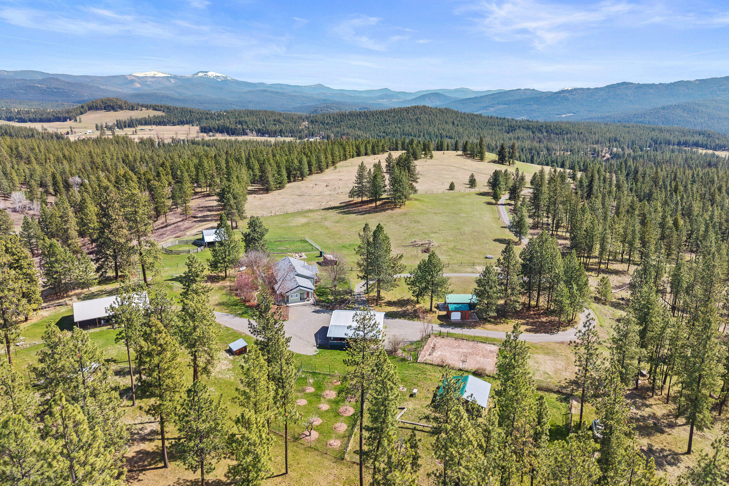 Colville, Washington, 99114, United States, 3 Bedrooms Bedrooms, ,2 BathroomsBathrooms,Residential,Active,2037574