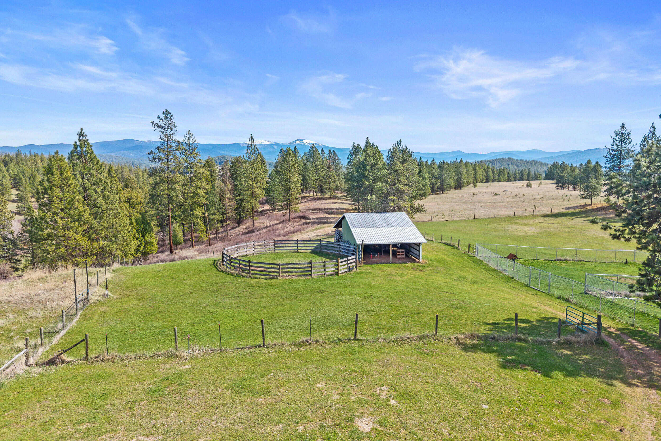 Colville, Washington, 99114, United States, 3 Bedrooms Bedrooms, ,2 BathroomsBathrooms,Residential,Active,2037574