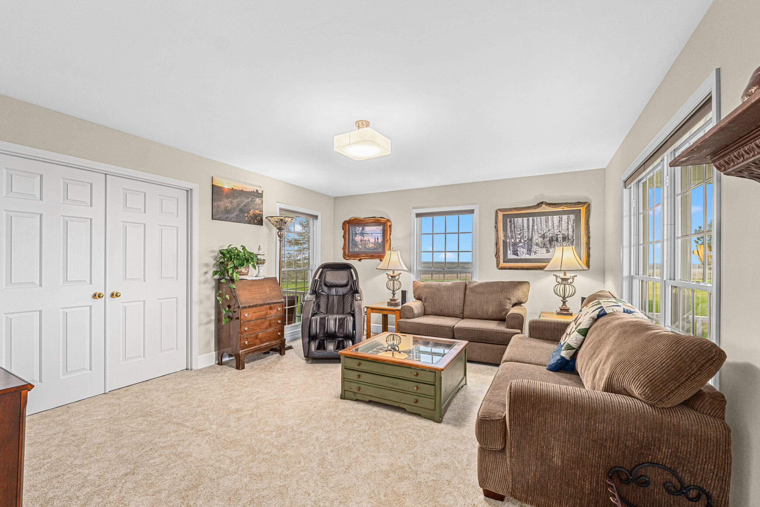 Davenport, Washington, 99122, United States, 4 Bedrooms Bedrooms, ,3 BathroomsBathrooms,Residential,Active,2036687