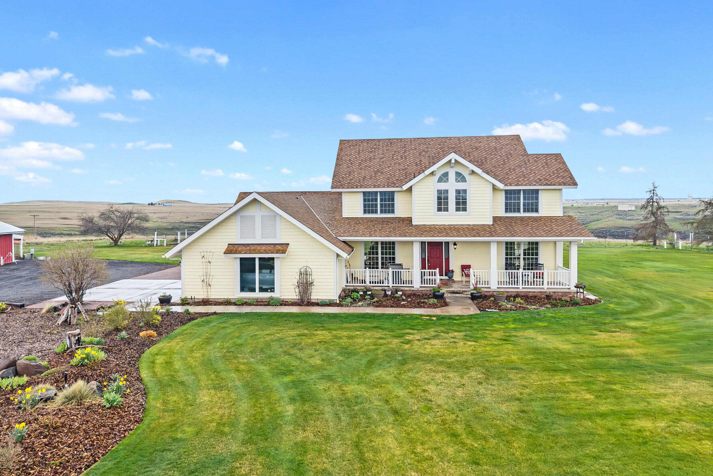 Davenport, Washington, 99122, United States, 4 Bedrooms Bedrooms, ,3 BathroomsBathrooms,Residential,Active,2036687