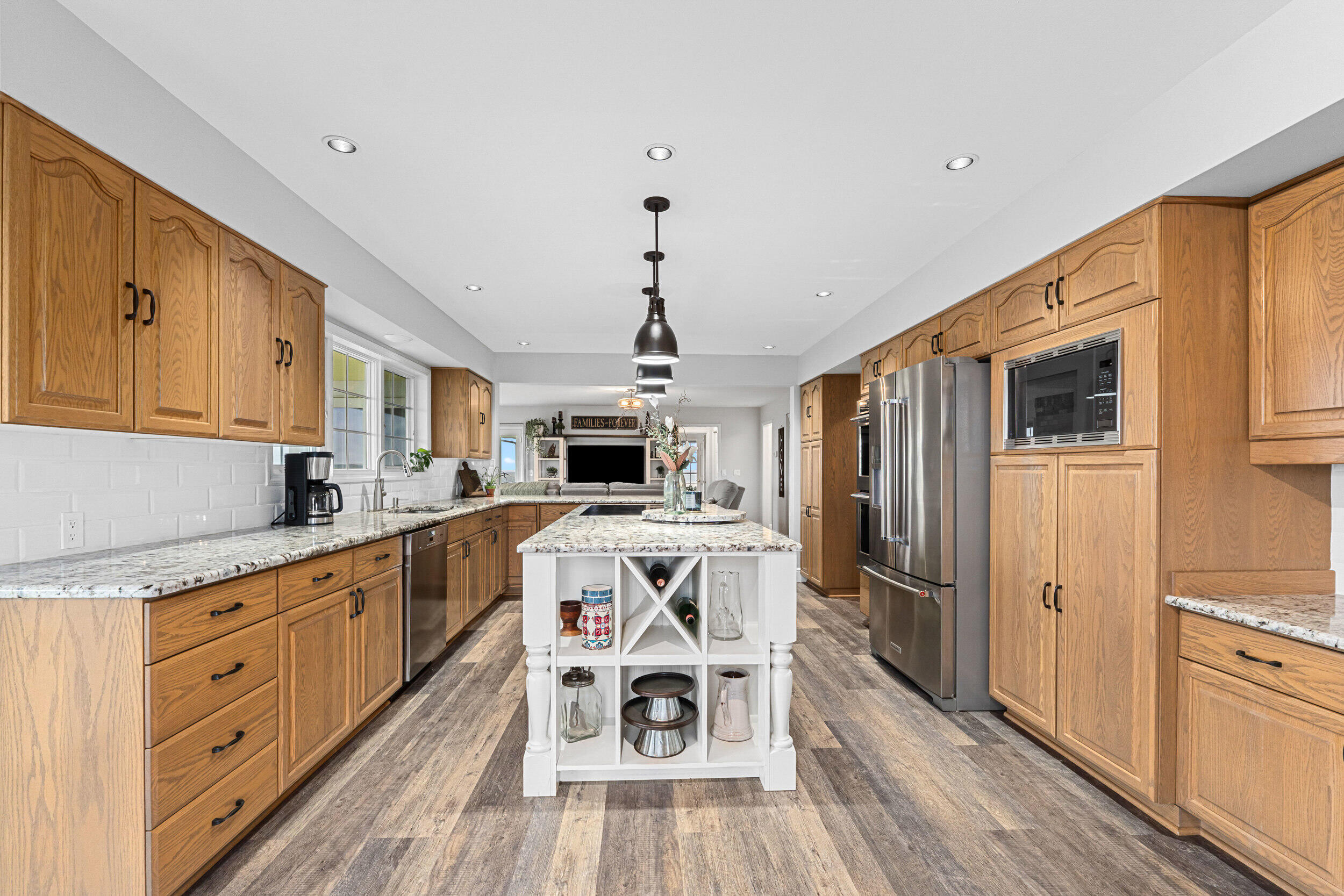 Davenport, Washington, 99122, United States, 4 Bedrooms Bedrooms, ,3 BathroomsBathrooms,Residential,Active,2036687