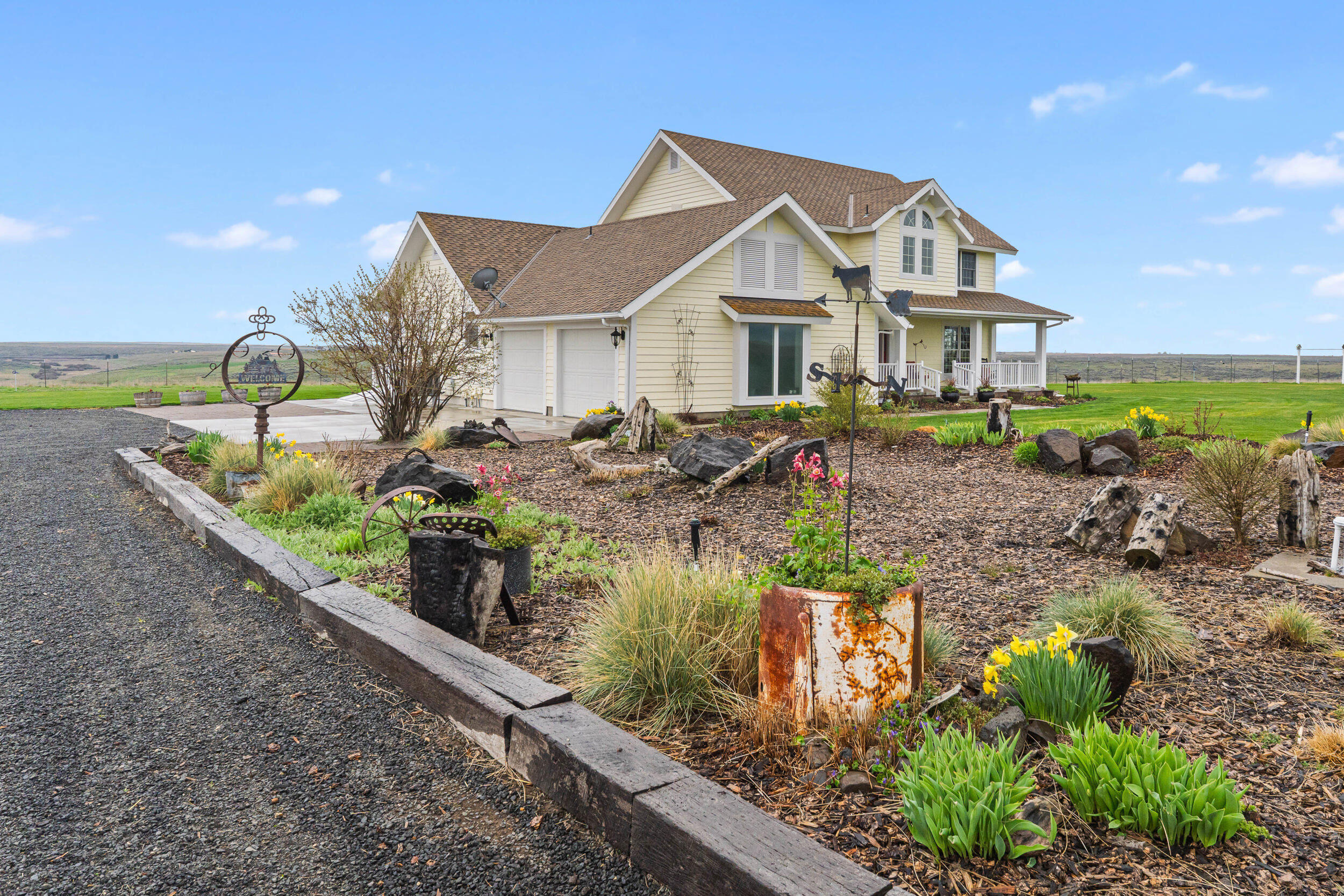 Davenport, Washington, 99122, United States, 4 Bedrooms Bedrooms, ,3 BathroomsBathrooms,Residential,Active,2036687