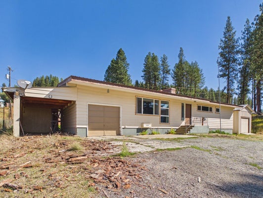 1020 LEO GAFFNEY BLVD, REPUBLIC, WA 99166 - Image 61bddd19482a119b85f62510e59b3c2b/1396331760