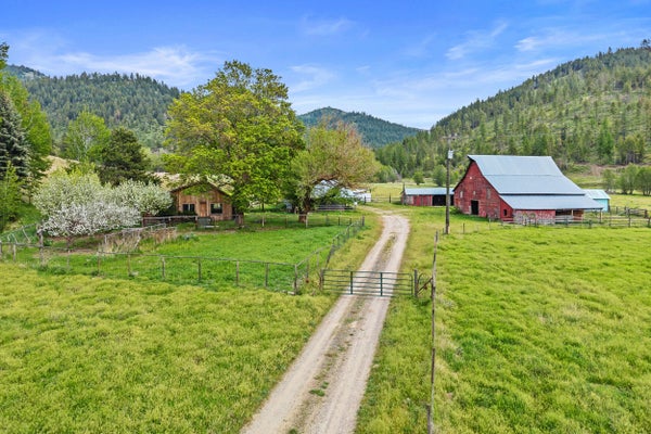 3114 OLD BALDY RD, RICE, WA 99167 - Image 9a3dc7c7627a39a86d506ca906f7cd89/3130399253