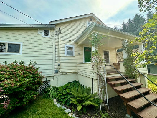 272 S ALDER ST, COLVILLE, WA 99114 - Image cbf6a6dfee38396e253bb12c51e4f4db/467077035