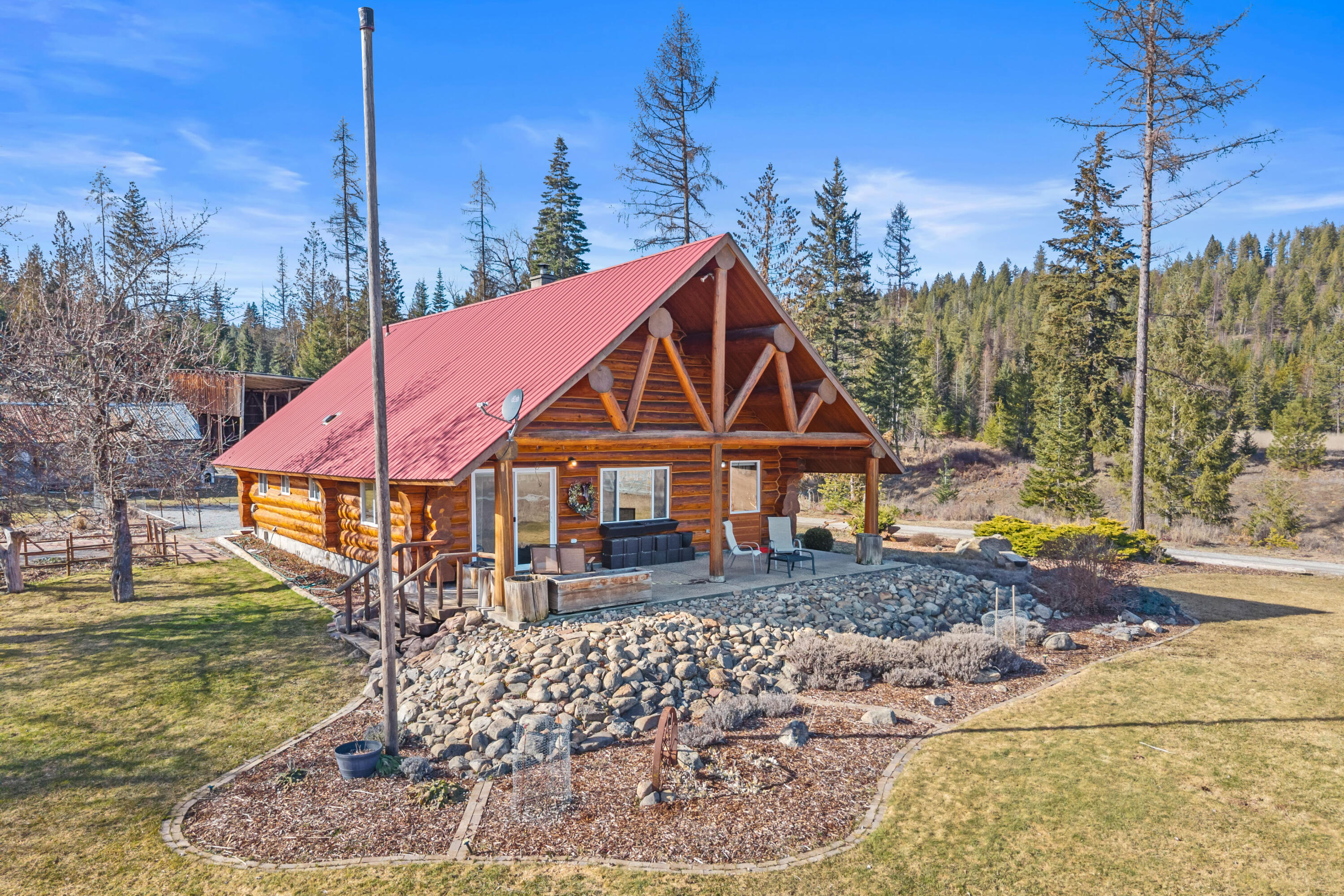Newport, Washington, 99156, United States, 2 Bedrooms Bedrooms, ,1 BathroomBathrooms,Residential,Active,2022677