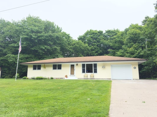 5957 S DIANE AVE, SAULT SAINTE MARIE, MI 49783 - Image 005bf353dfaeee6205b4780a7797b4e7/3089606327
