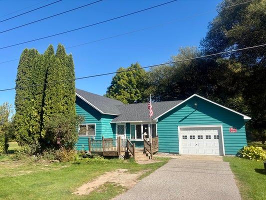 9124 M 123, NEWBERRY, MI 49868 - Image b893e25d2ceb88d148fcb387ed34e53f/449844983