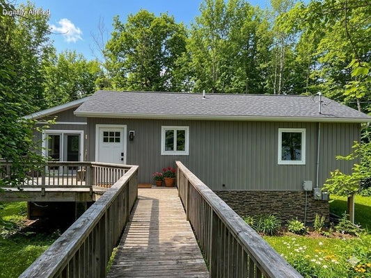 1538 S WHITE RD, CEDARVILLE, MI 49719 - Image e438ec90e721e4169a27cf55c42e1481/2634187005