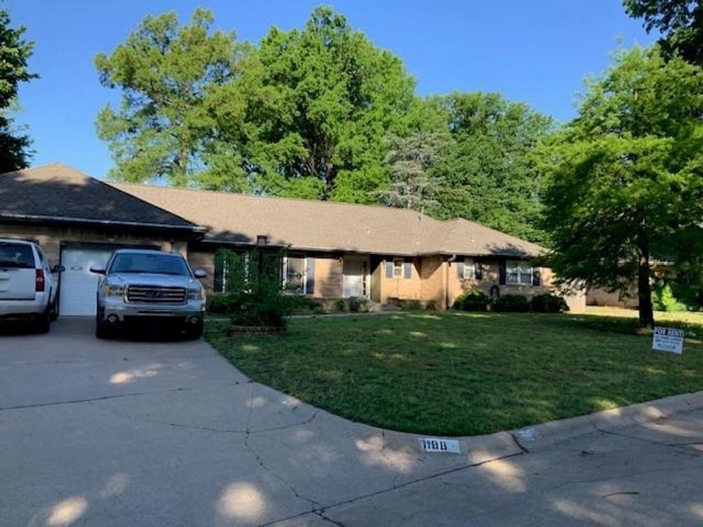Photo of 1108 S Ridge Drive, Stillwater, OK 74074 (MLS # 134312)