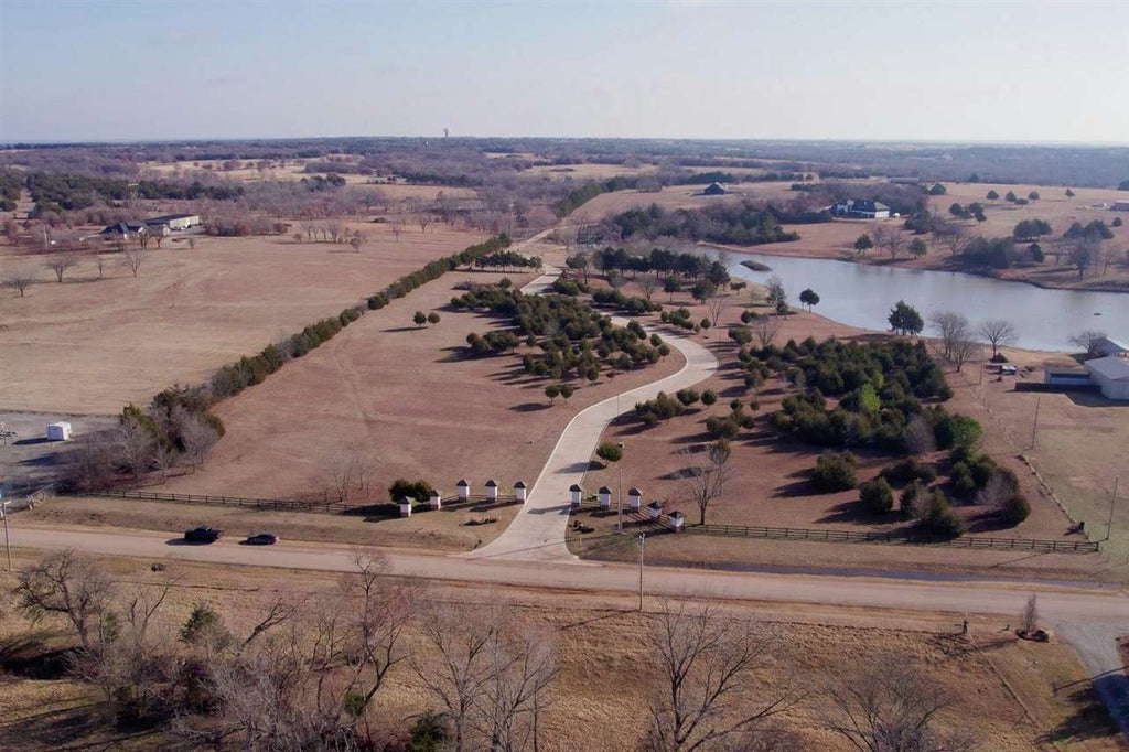 Photo of 4726 W Laguna, Stillwater, OK 74074 (MLS # 133246)