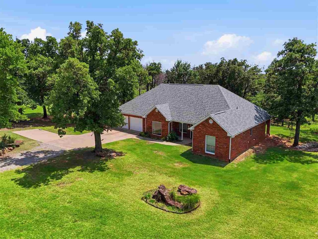 Photo of 6919 W 44th Street, Stillwater, OK 74074 (MLS # 134696)