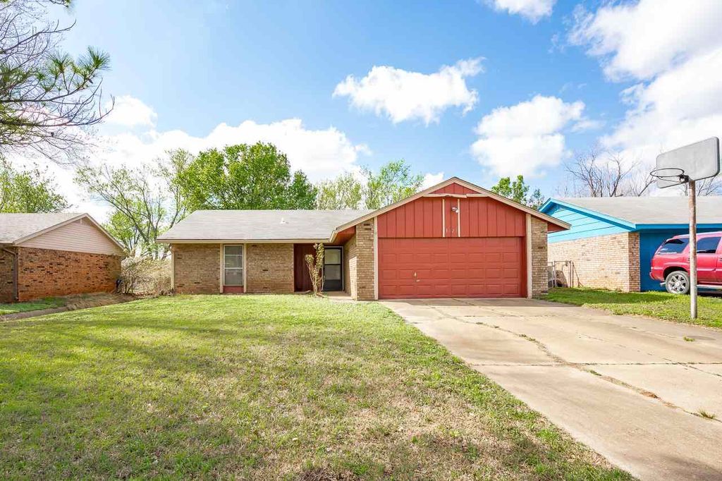 Photo of 1023 E Knapp Avenue, Stillwater, OK 74074 (MLS # 134058)