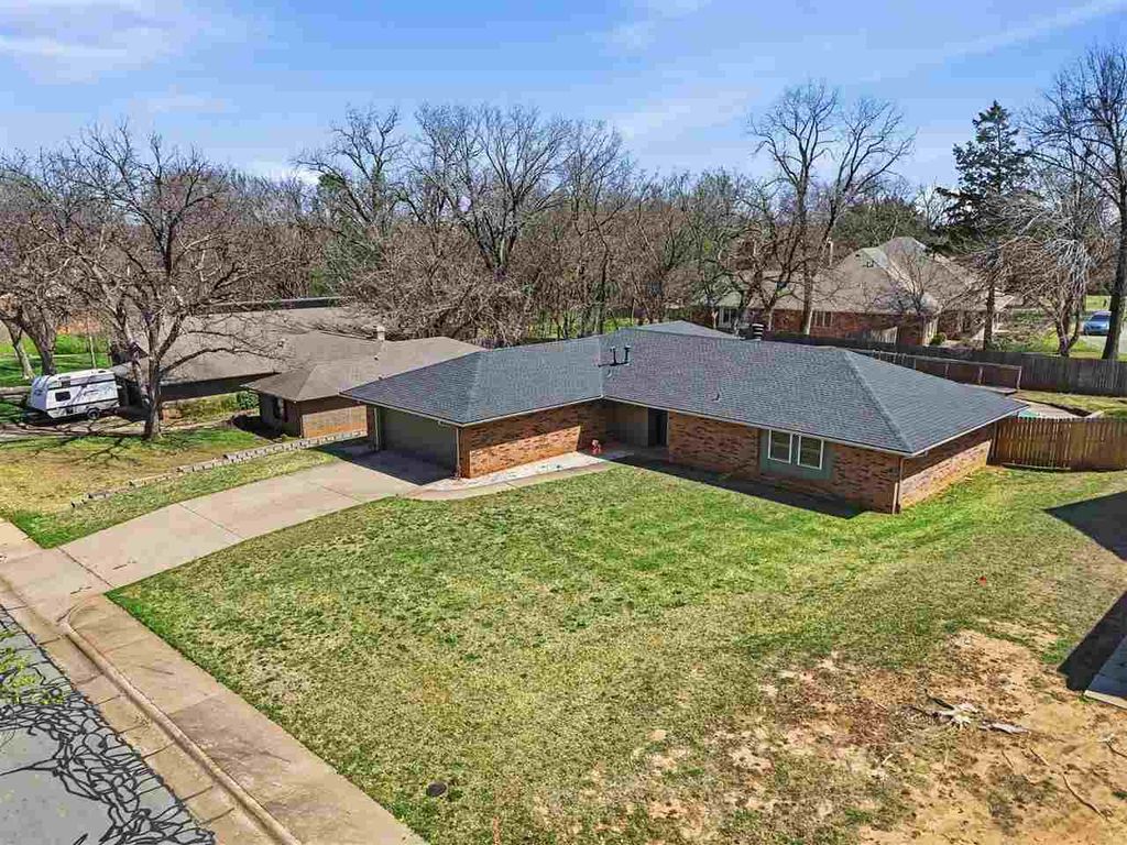 Photo of 1613 S Mansfield Street, Stillwater, OK 74074 (MLS # 134025)