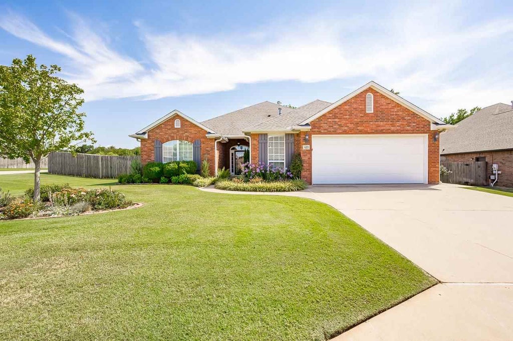 Photo of 421 E Amethyst Avenue, Stillwater, OK 74075 (MLS # 134976)