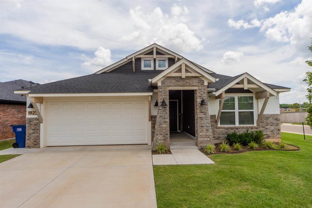 Photo of 1925 W 29th AVE, Stillwater, OK 74074 (MLS # 134532)