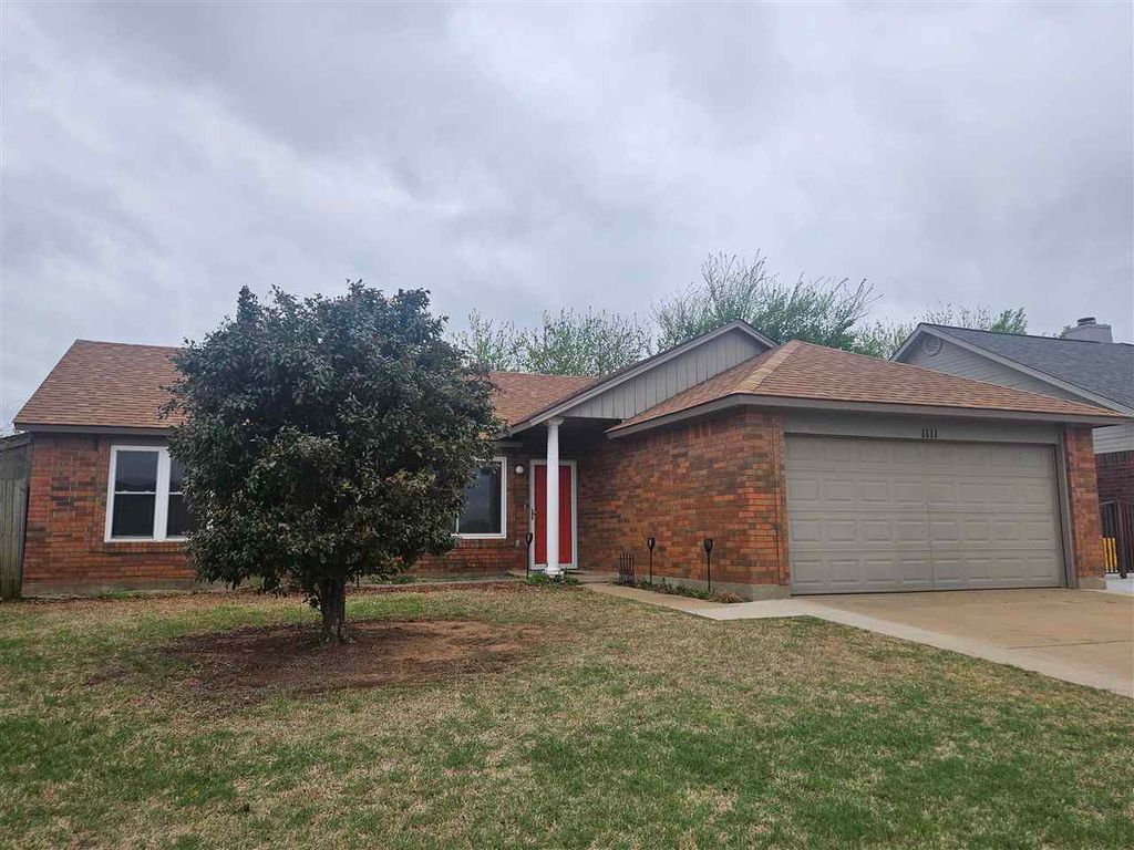 Photo of 1111 E Dell Avenue, Stillwater, OK 74075 (MLS # 134066)