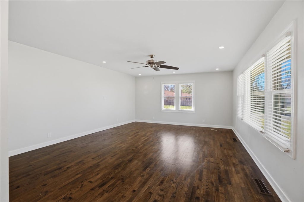 Photo of 823 S Ridge Drive, Stillwater, OK 74074 (MLS # 134167)