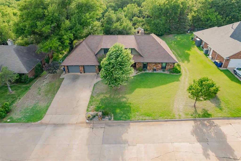 Photo of 2020 S Iba Drive, STILLWATER, OK 74074 (MLS # 134377)