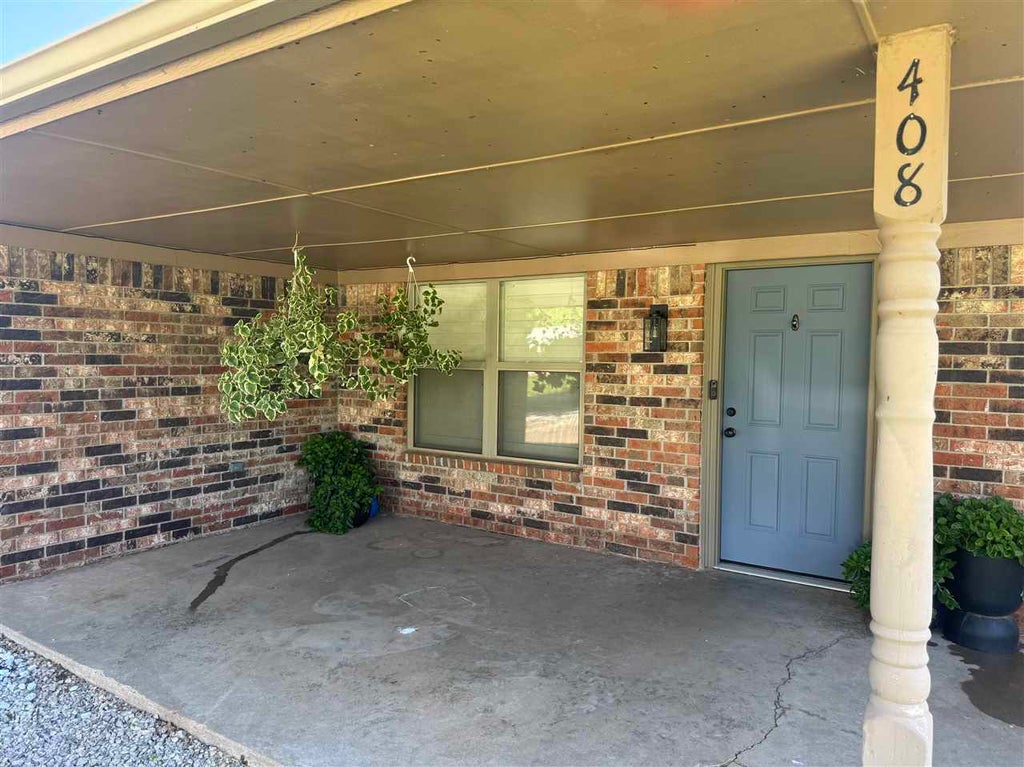 Photo of 408 SE 3rd Street, Perkins, OK 74059 (MLS # 134715)