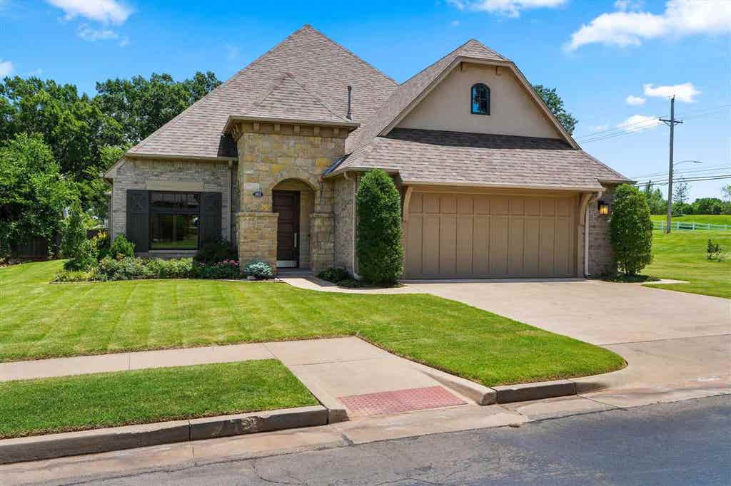Photo of 1815 S Ashton AVE, Stillwater, OK 74074 (MLS # 134700)