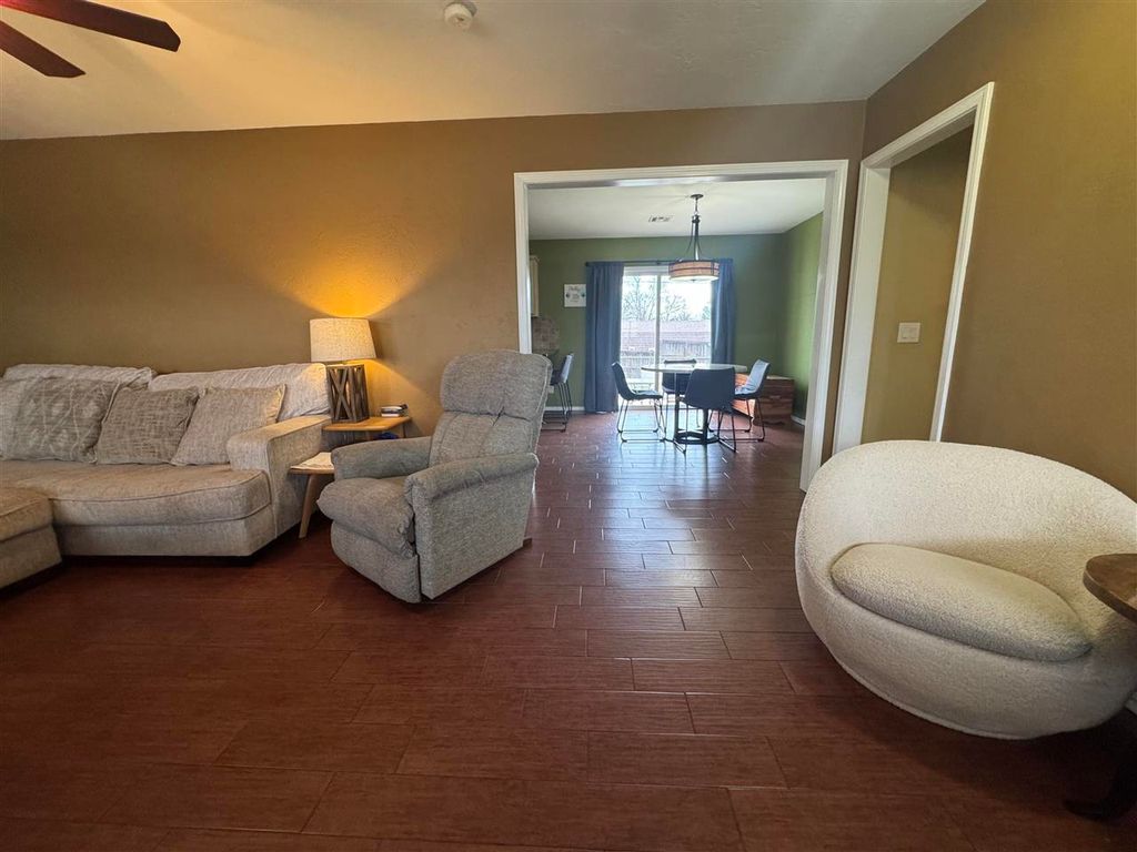 Photo of 702 W Hartwood Avenue, Stillwater, OK 74074 (MLS # 134035)