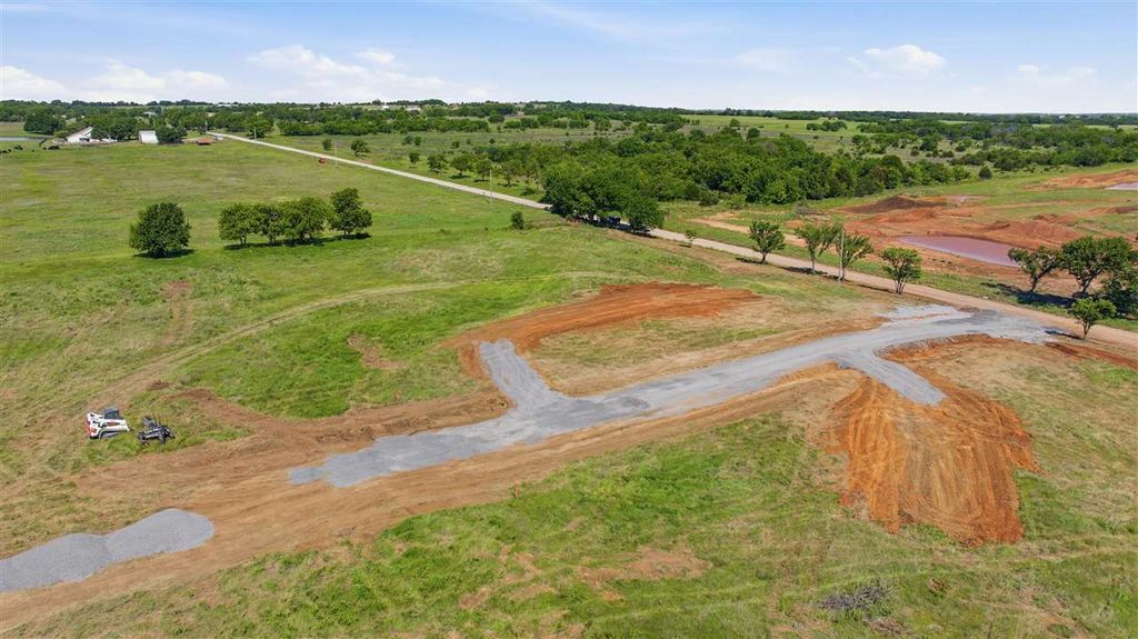 Photo of 5101 W Lone Chimney, Glencoe, OK 74032 (MLS # 134413)