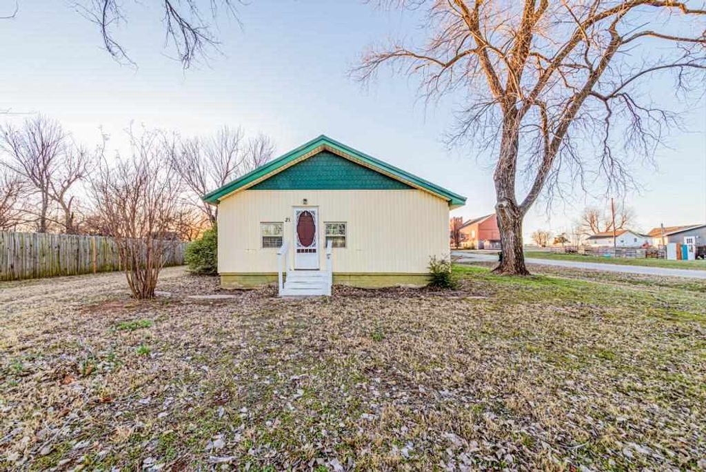 Photo of 21 N 2nd Street, Tryon, OK 74875 (MLS # 133521)