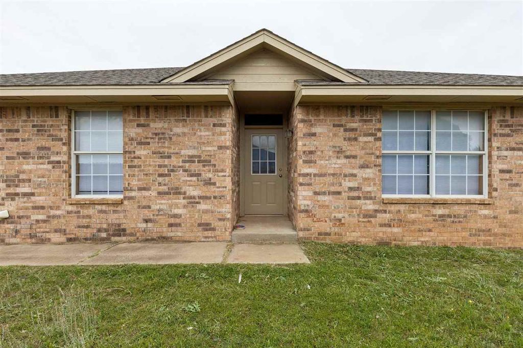 Photo of 1404 Par, Perry, OK 73077 (MLS # 134274)
