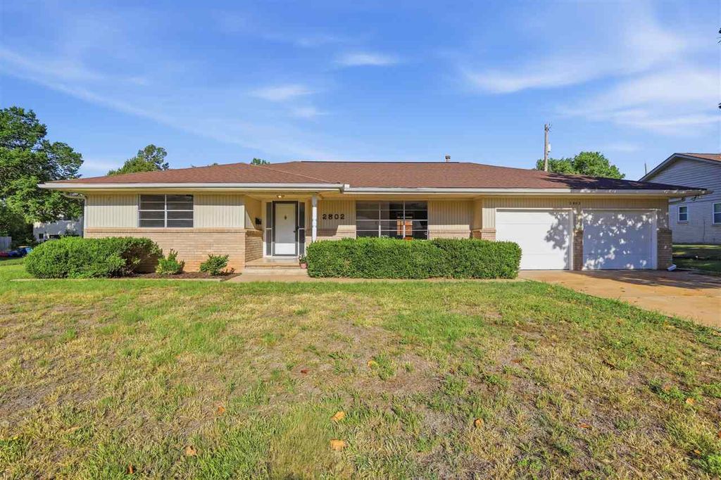 Photo of 2802 N Lincoln Street, Stillwater, OK 74075 (MLS # 134308)