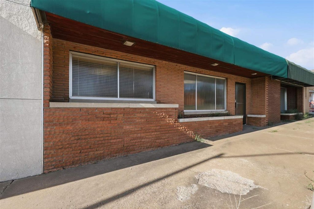 Photo of 720 Delaware ST, Perry, OK 73077 (MLS # 134817)