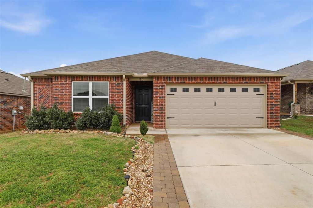 Photo of 1813 E Brooke Avenue, Stillwater, OK 74075 (MLS # 133915)