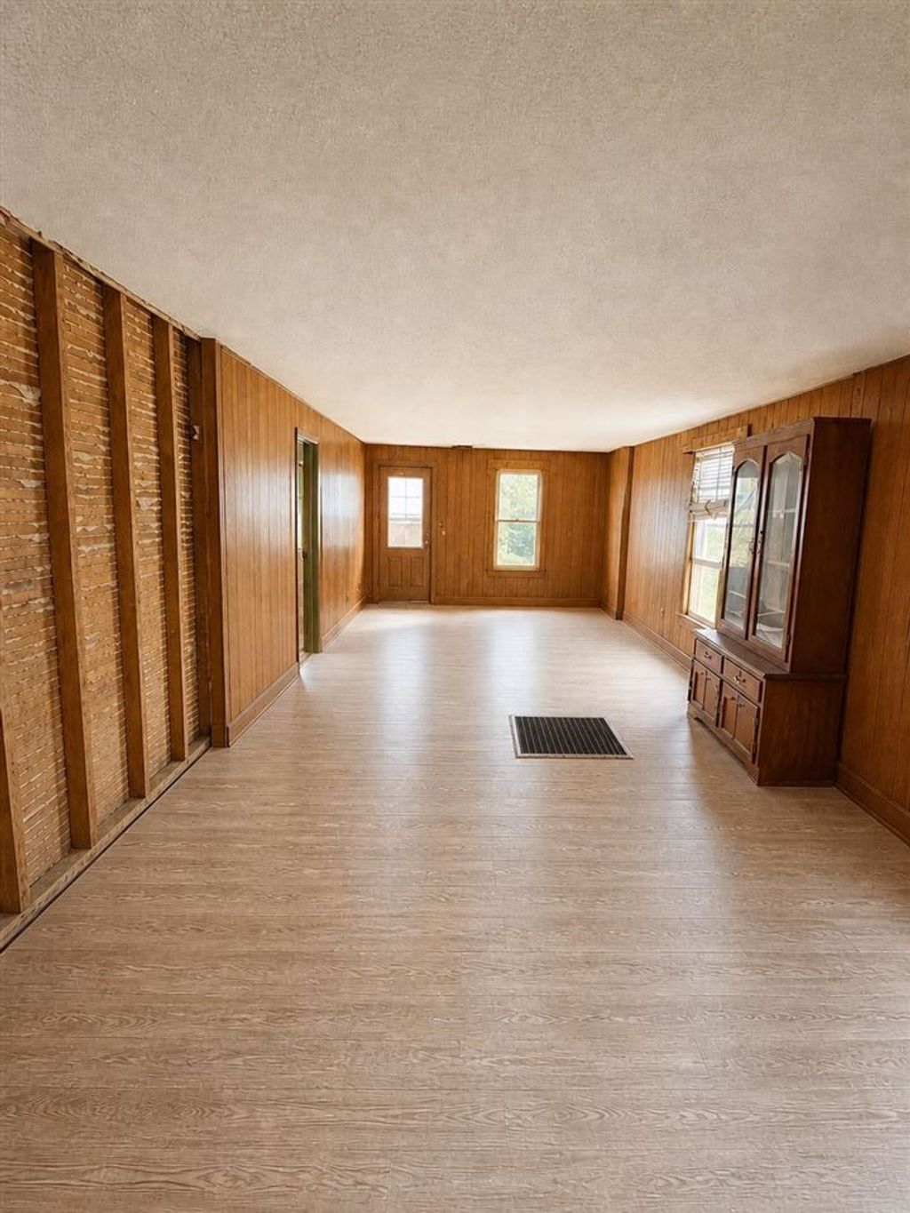 Photo of 206 Commanche Street, Garber, OK 73738 (MLS # 134280)