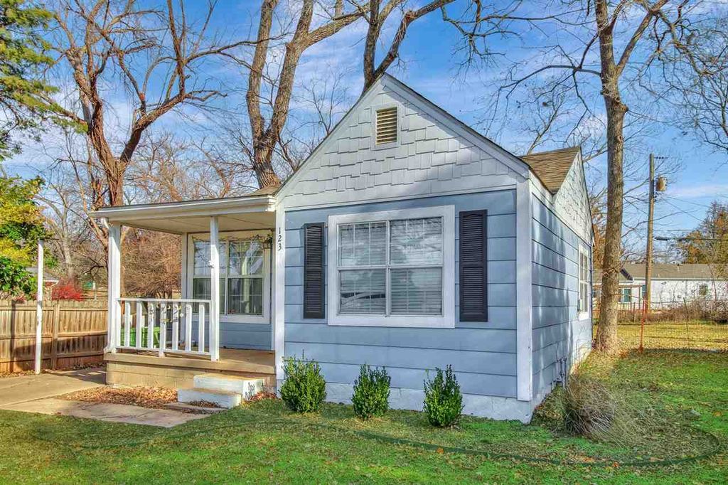 Photo of 123 S Burdick Street, Stillwater, OK 74074 (MLS # 133633)