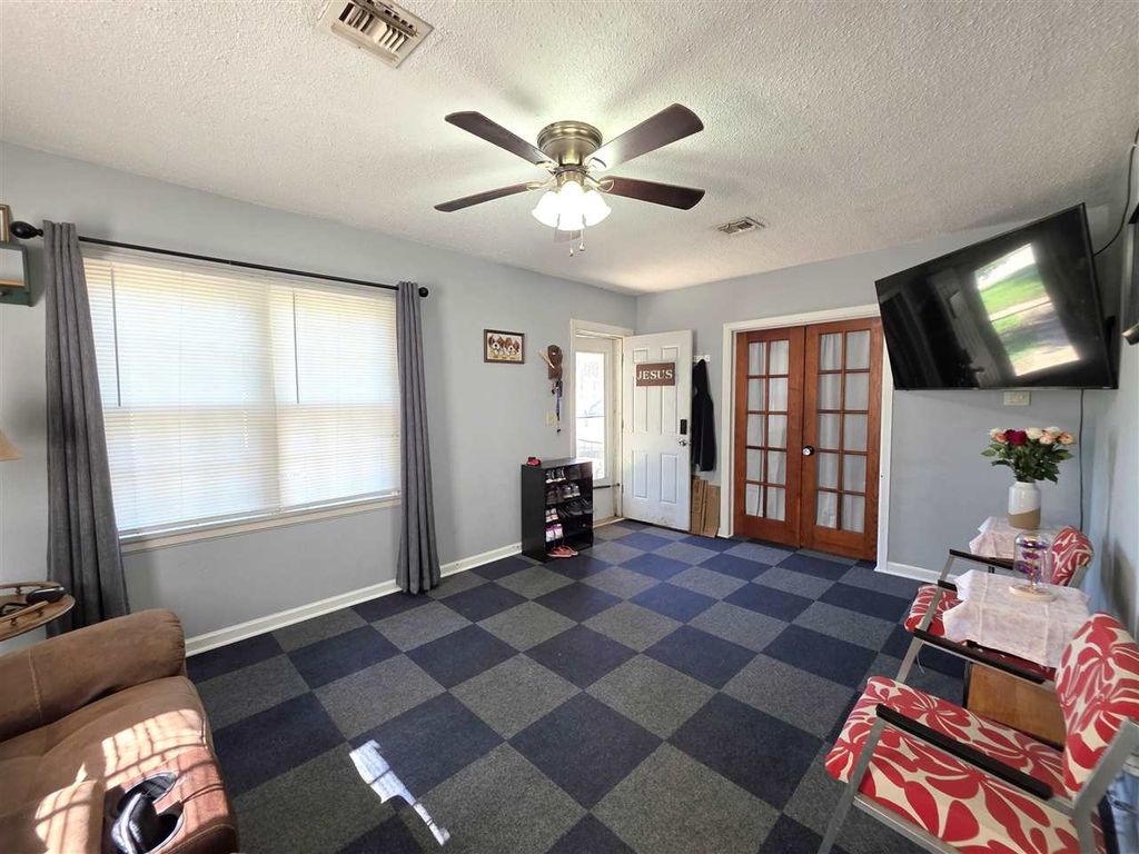 Photo of 920 Delaware Street, Perry, OK 73077 (MLS # 134336)