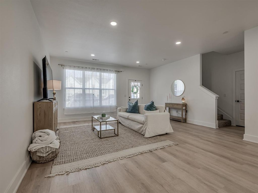 Photo of 718 E 5th AVE, Stillwater, OK 74074 (MLS # 134381)
