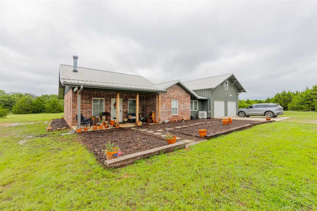 Photo of 7310 E Ponderosa Drive, Stillwater, OK 74075 (MLS # 134631)