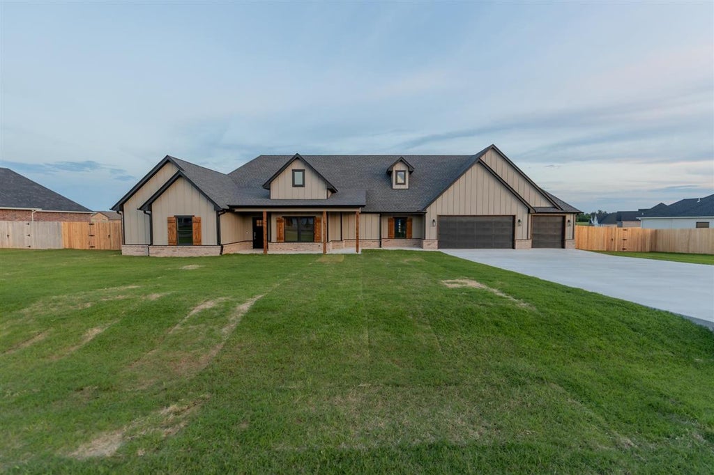 Photo of 211 Bandera Street, Stillwater, OK 74074 (MLS # 134469)
