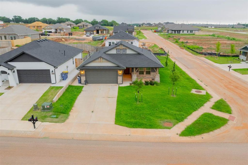 Photo of 1904 W 29th Avenue, Stillwater, OK 74074 (MLS # 134634)