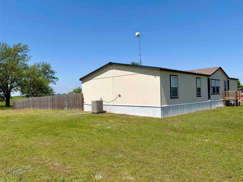 Photo of 14218 S Prairie Road, Perkins, OK 74059 (MLS # 134199)