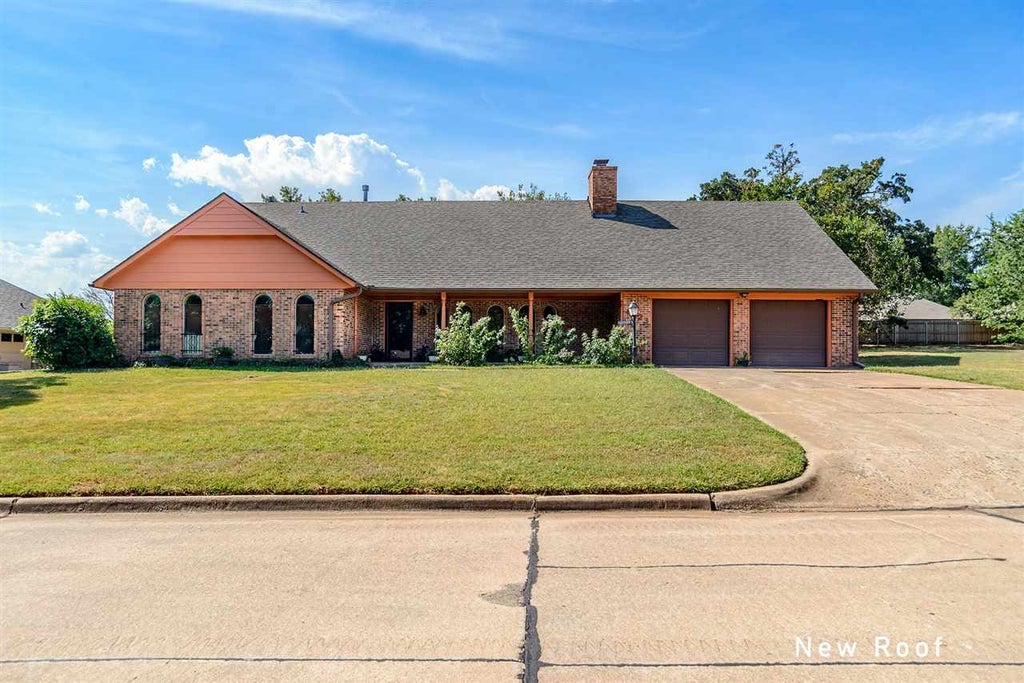 Photo of 4823 W Woodland Drive, Stillwater, OK 74074 (MLS # 134919)