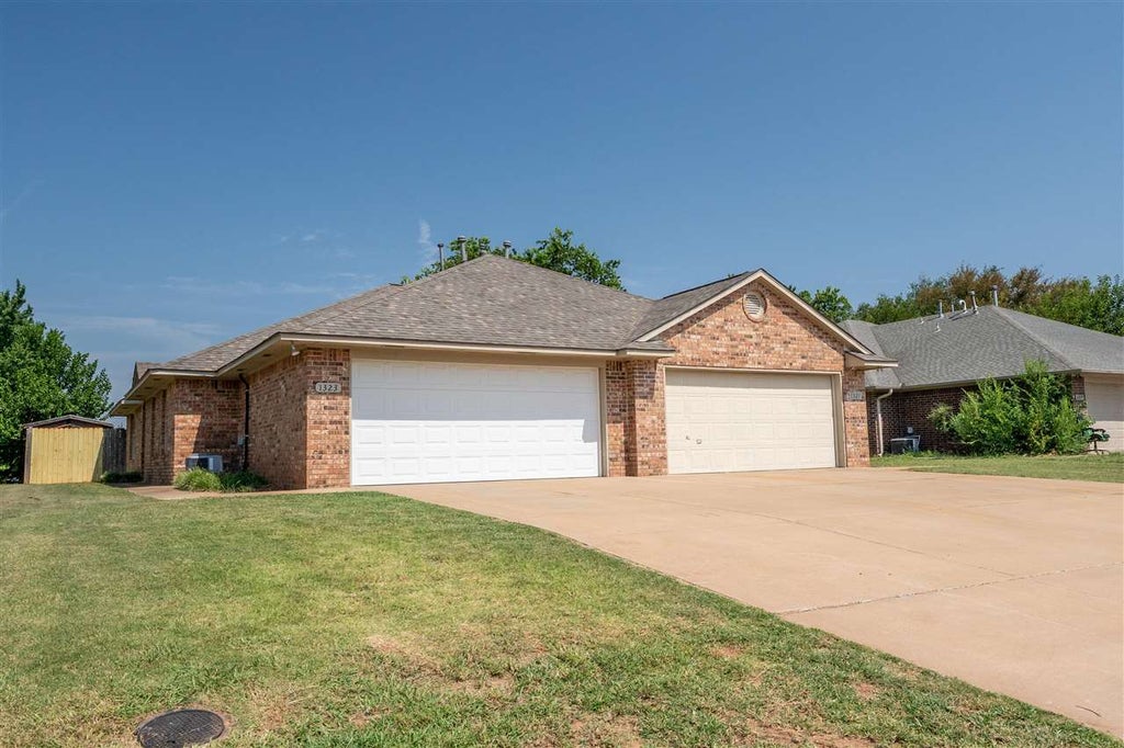 Photo of 1321 N Dryden CT, Stillwater, OK 74075 (MLS # 134829)